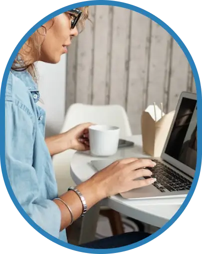 lady scheduling a free seo audit